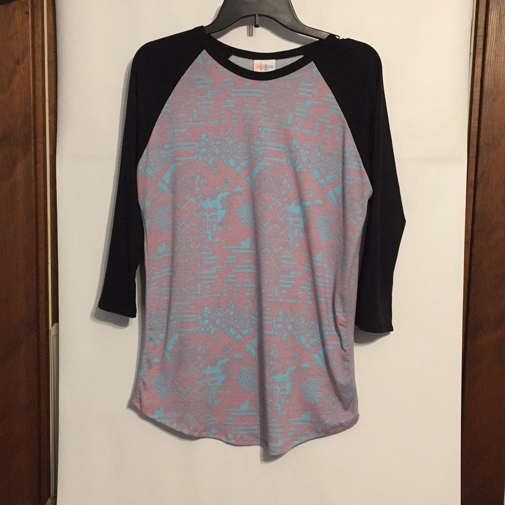 Quarter Sleeve length LuLaRoe shirt
